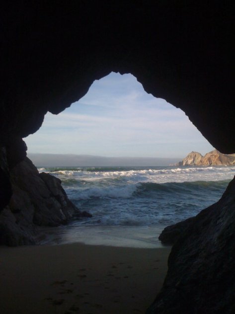 Ocean_Cave_by_callianassa